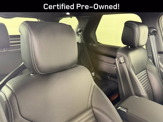Used 2025 Land Rover Discovery S AWD/4WD image 29