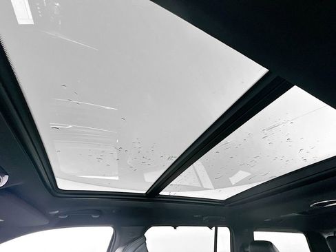 New 2026 Jeep Grand Wagoneer Summit image 14