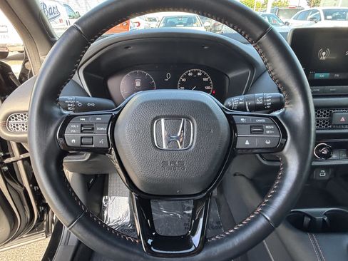 Used 2025 Honda HR-V Sport image 24