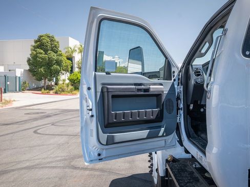 New 2026 Ford F650 2WD Regular Cab Super Duty image 13