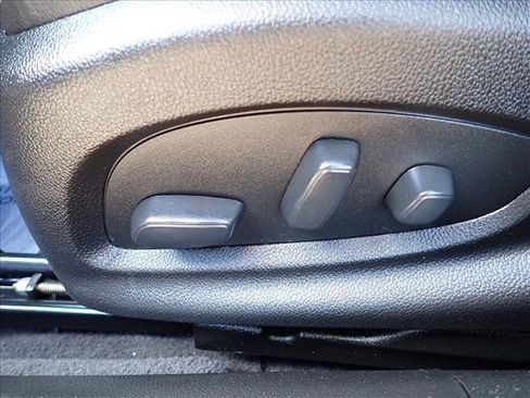 Used 2020 Chevrolet Impala LT FWD image 11