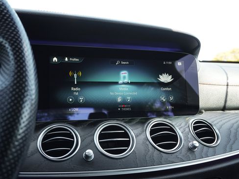 Used 2021 Mercedes-Benz E 53 AMG 4MATIC Sedan w/ AMG Night Package image 22