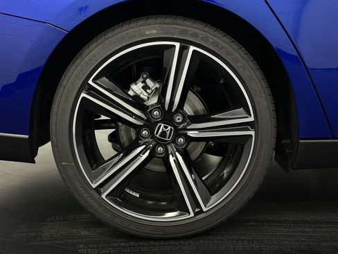 New 2025 Honda Accord Sport image 23