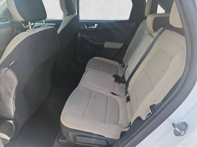 Certified 2020 Ford Escape SE FWD image 18