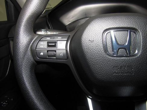 Certified 2025 Honda CR-V LX image 5