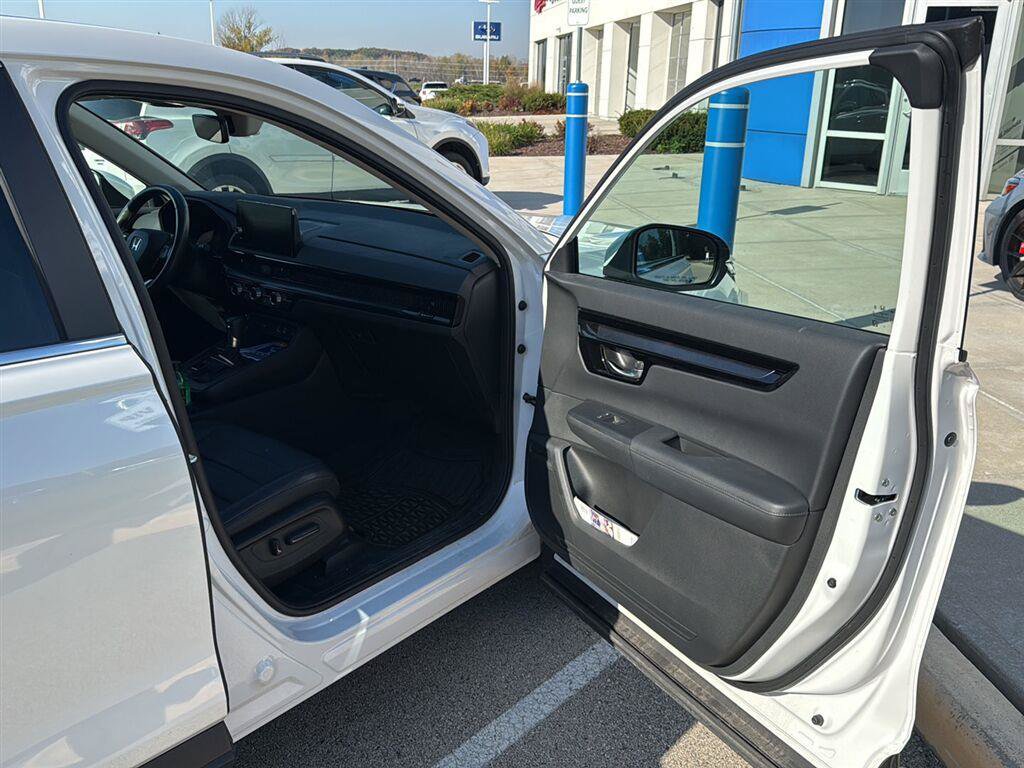 Used 2024 Honda CR-V EX-L image 19