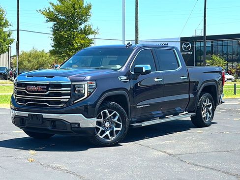 Used 2023 GMC Sierra 1500 SLT AWD/4WD image 2
