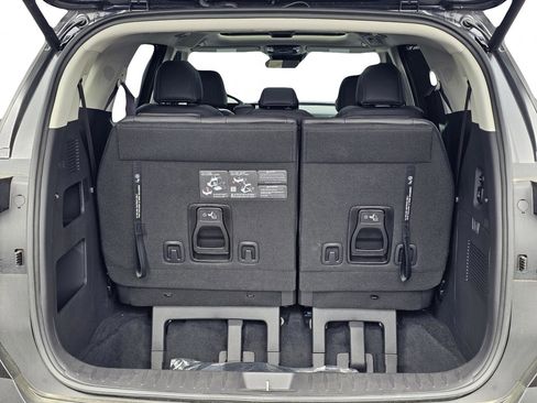 New 2026 Kia Carnival SX w/ SX Dark Edition Package image 11