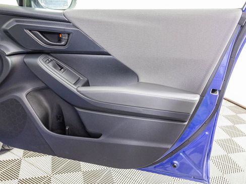 Used 2025 Subaru Crosstrek 2.0i Premium image 44