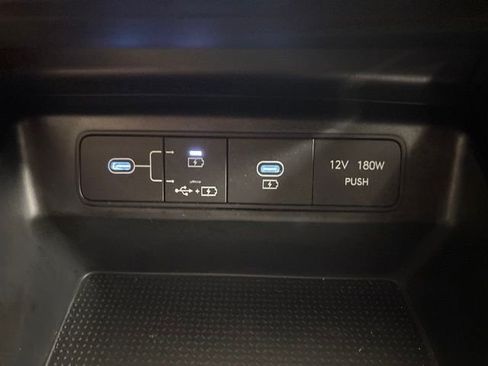 Certified 2025 Hyundai Santa Cruz SE AWD/4WD image 22