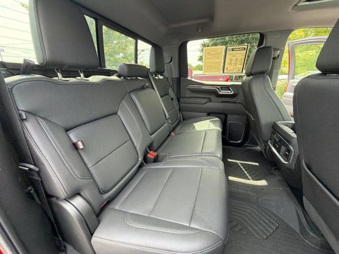 Used 2023 Chevrolet Silverado 1500 LTZ w/ LTZ Premium Package AWD/4WD image 29