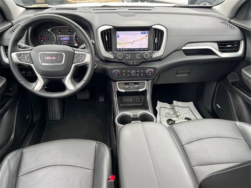 Certified 2023 GMC Terrain SLT w/ Infotainment Package II image 23