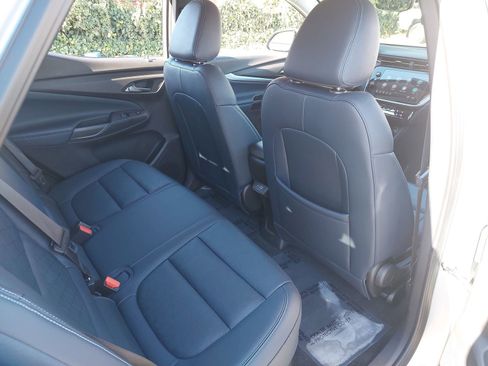 Used 2022 Chevrolet Bolt EUV Premier w/ Sun & Sound Package image 11