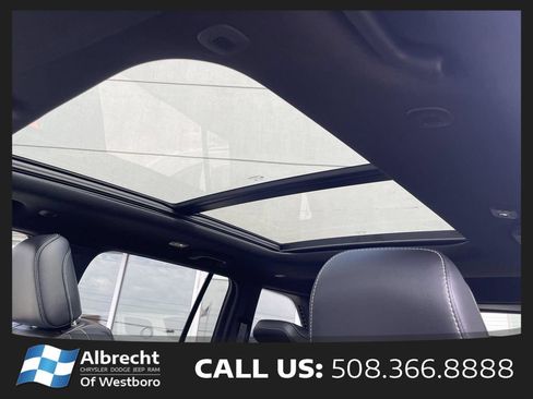 New 2026 Jeep Grand Cherokee Limited AWD/4WD image 24