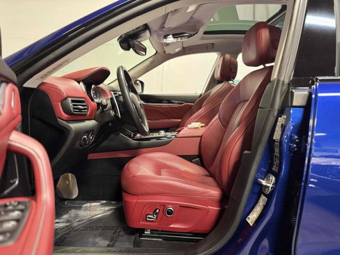 Used 2021 Maserati Levante image 6