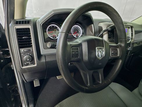Used 2014 RAM 1500 Express image 11