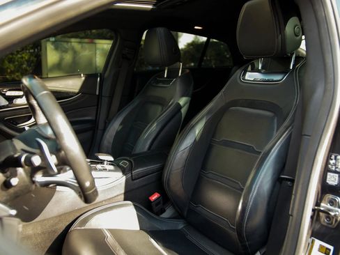 Used 2019 Mercedes-Benz AMG GT 63 w/ Driver Assistance Package image 21