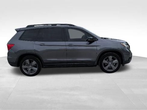 Used 2019 Honda Passport Touring image 2