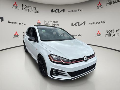 Used 2021 Volkswagen GTI SE FWD image 8