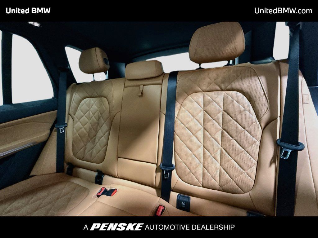 Certified 2024 BMW X5 xDrive40i w/ Premium Package AWD/4WD image 20