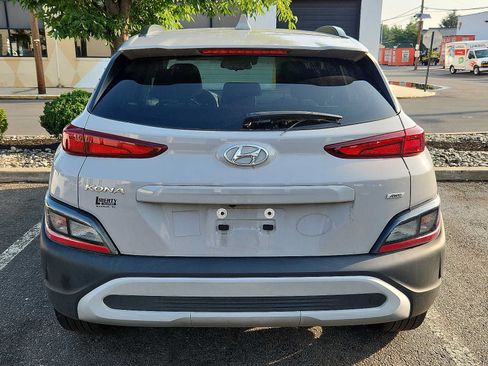 Used 2023 Hyundai Kona SEL w/ Cargo Package AWD/4WD image 2