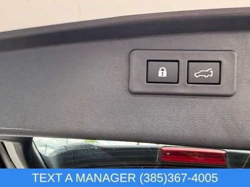 Used 2025 Subaru Outback Wilderness AWD/4WD image 15