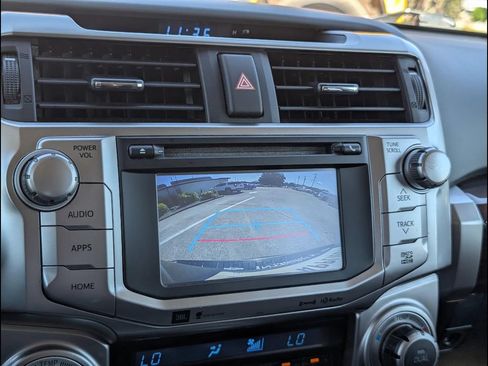 Used 2018 Toyota 4Runner Limited AWD/4WD image 8