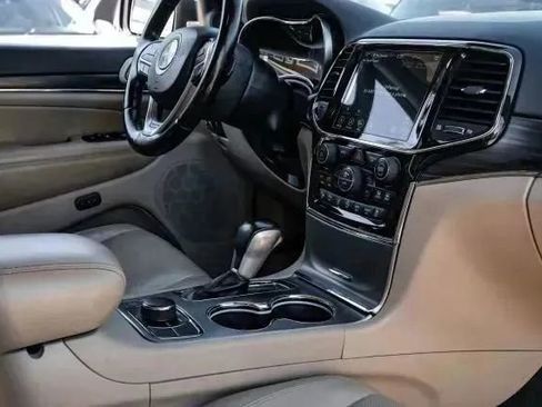 Used 2021 Jeep Grand Cherokee Limited w/ Luxury Group II AWD/4WD image 27