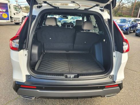 Used 2025 Honda CR-V Sport Touring image 8
