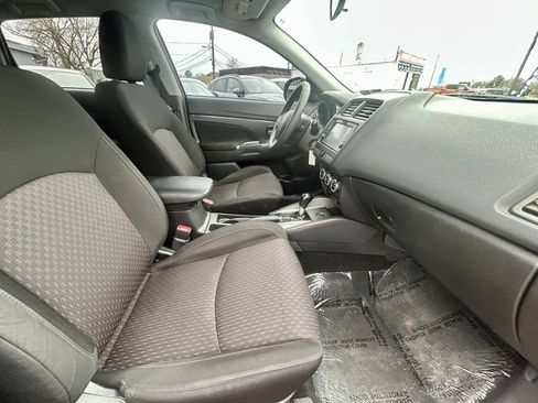 Used 2019 Mitsubishi Outlander Sport FWD image 16