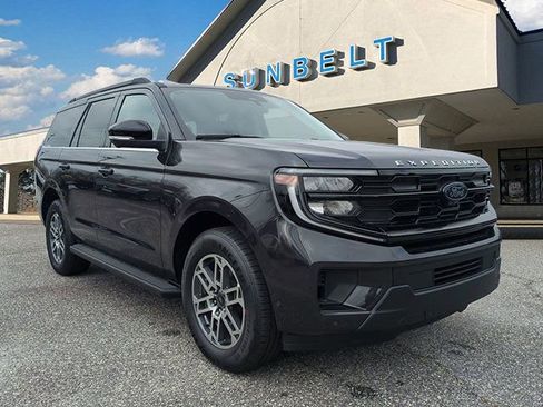 New 2025 Ford Expedition Active image 1