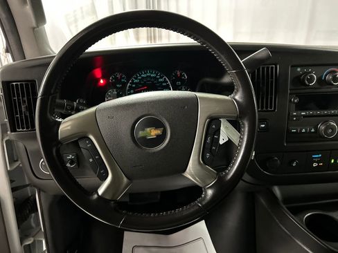 Used 2017 Chevrolet Express 2500 LS RWD image 13