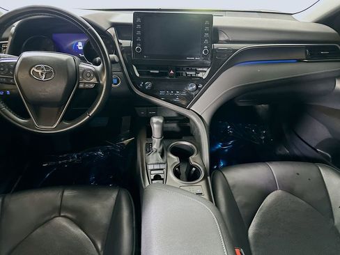 Used 2023 Toyota Camry XSE FWD image 18