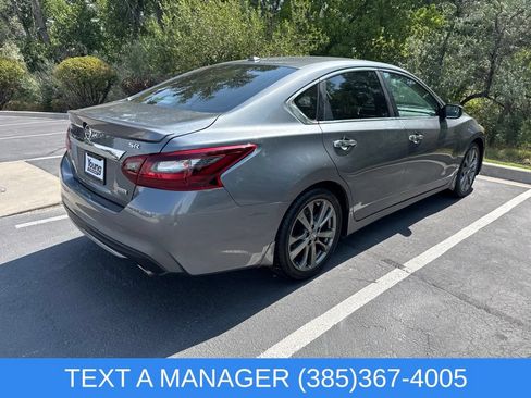 Used 2018 Nissan Altima 2.5 SR w/ SR Special Edition FWD image 3