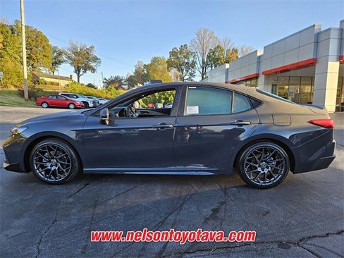 New 2026 Toyota Camry SE w/ Convenience Package image 4