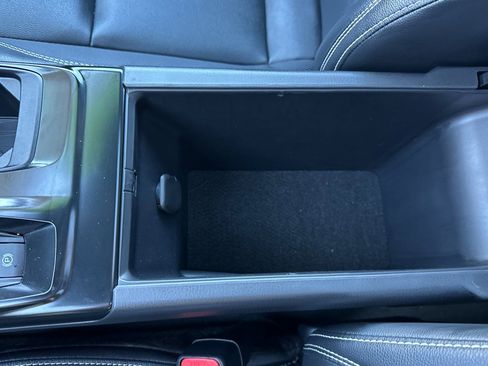 Certified 2025 Toyota Camry SE w/ Convenience Package image 33