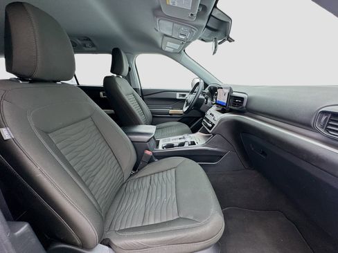 Used 2021 Ford Explorer XLT RWD image 20