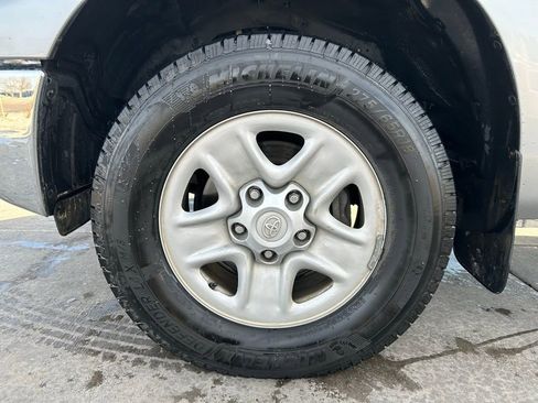 Used 2013 Toyota Tundra 4x4 Double Cab image 31