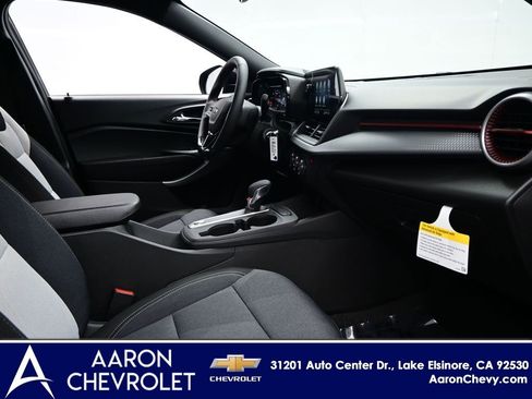 New 2026 Chevrolet Trax RS image 9