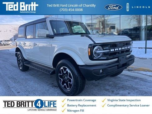 Used 2025 Ford Bronco Outer Banks image 1