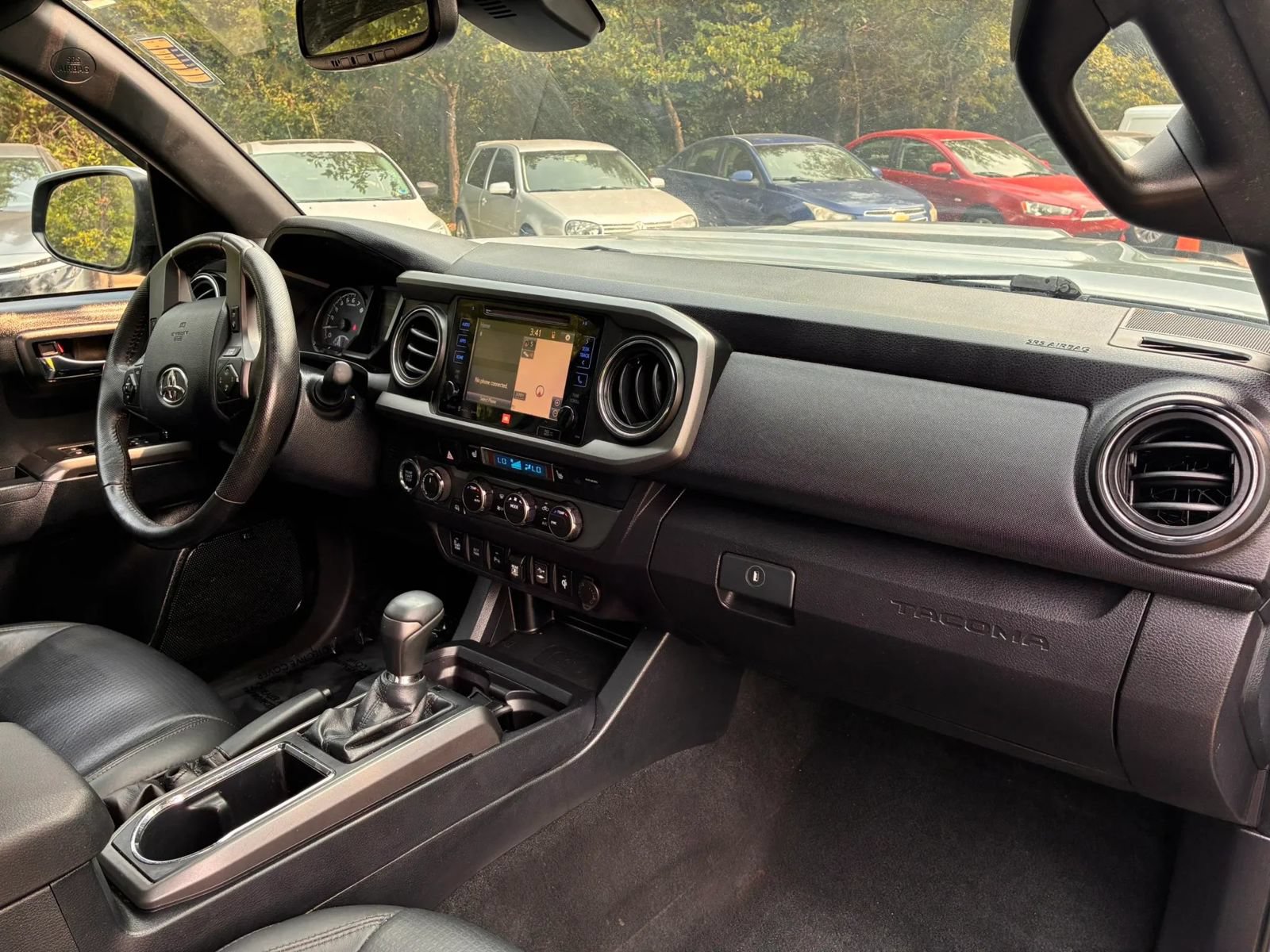 Used 2019 Toyota Tacoma TRD Sport AWD/4WD image 17
