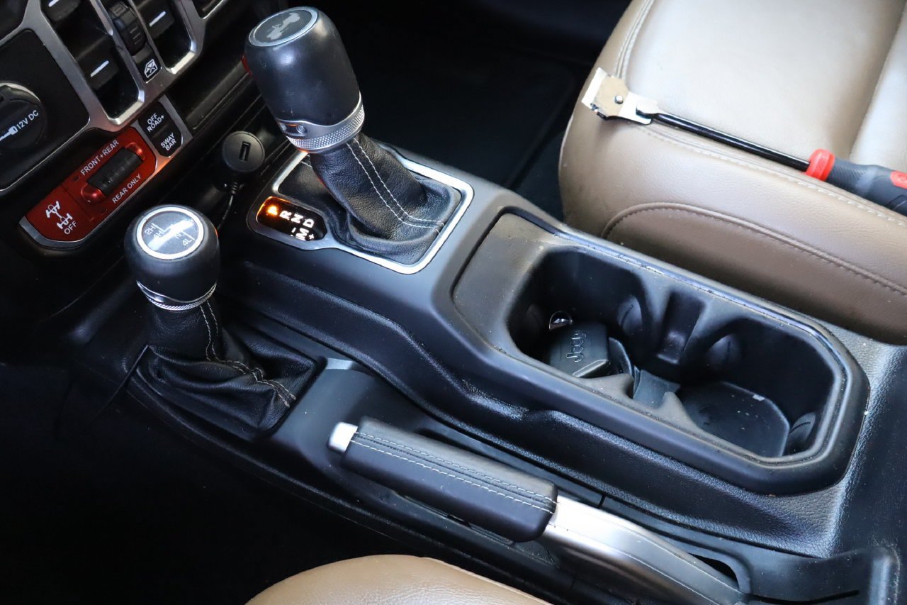Used 2021 Jeep Wrangler Unlimited Rubicon AWD/4WD image 23