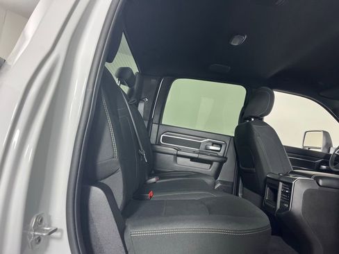 Used 2025 RAM 3500 Big Horn image 29