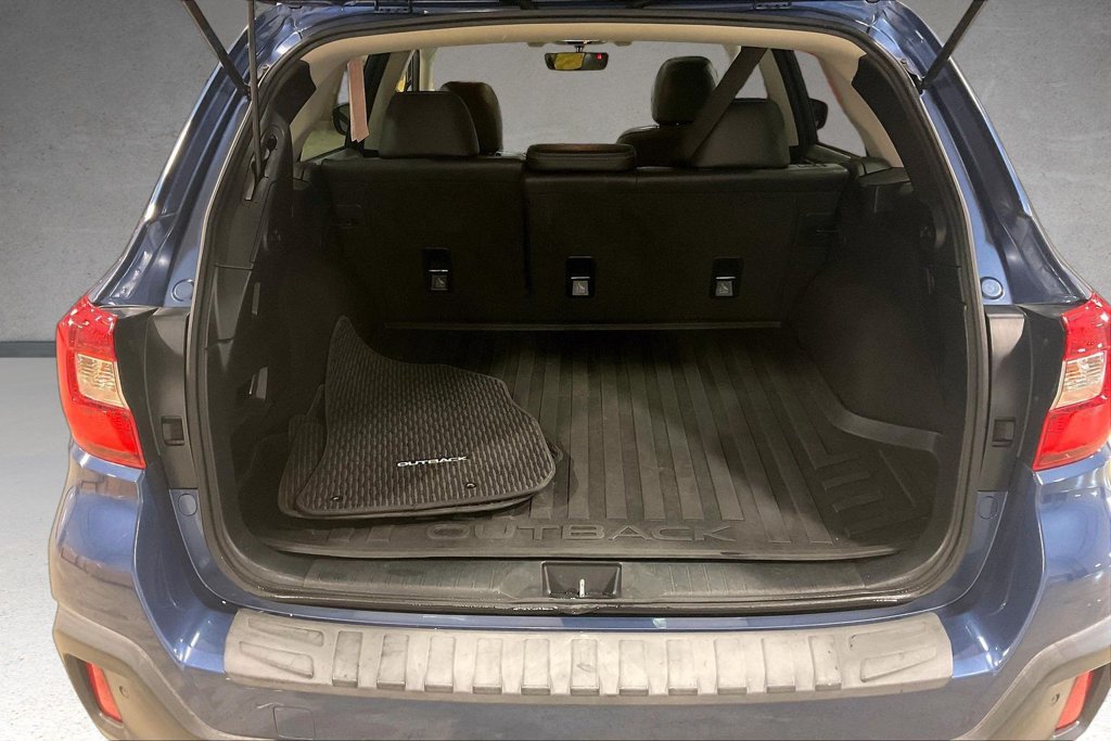 Used 2019 Subaru Outback 2.5i Limited AWD/4WD image 5