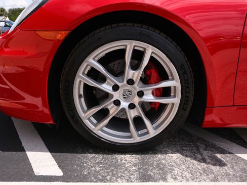 Used 2014 Porsche Boxster S image 16