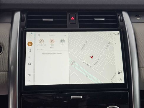 New 2026 Land Rover Discovery Dynamic SE image 26