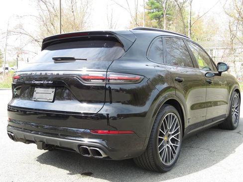 Used 2021 Porsche Cayenne Turbo AWD/4WD image 5