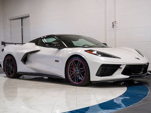 Used 2023 Chevrolet Corvette Stingray image 5