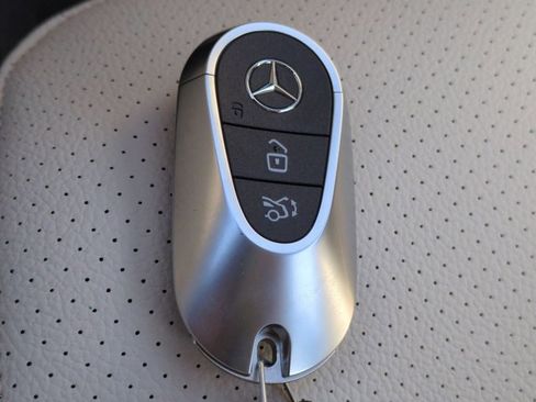 Used 2026 Mercedes-Benz C 300 Sedan image 29
