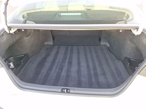 Used 2025 Toyota Camry SE w/ Multimedia Upgrade Package image 37